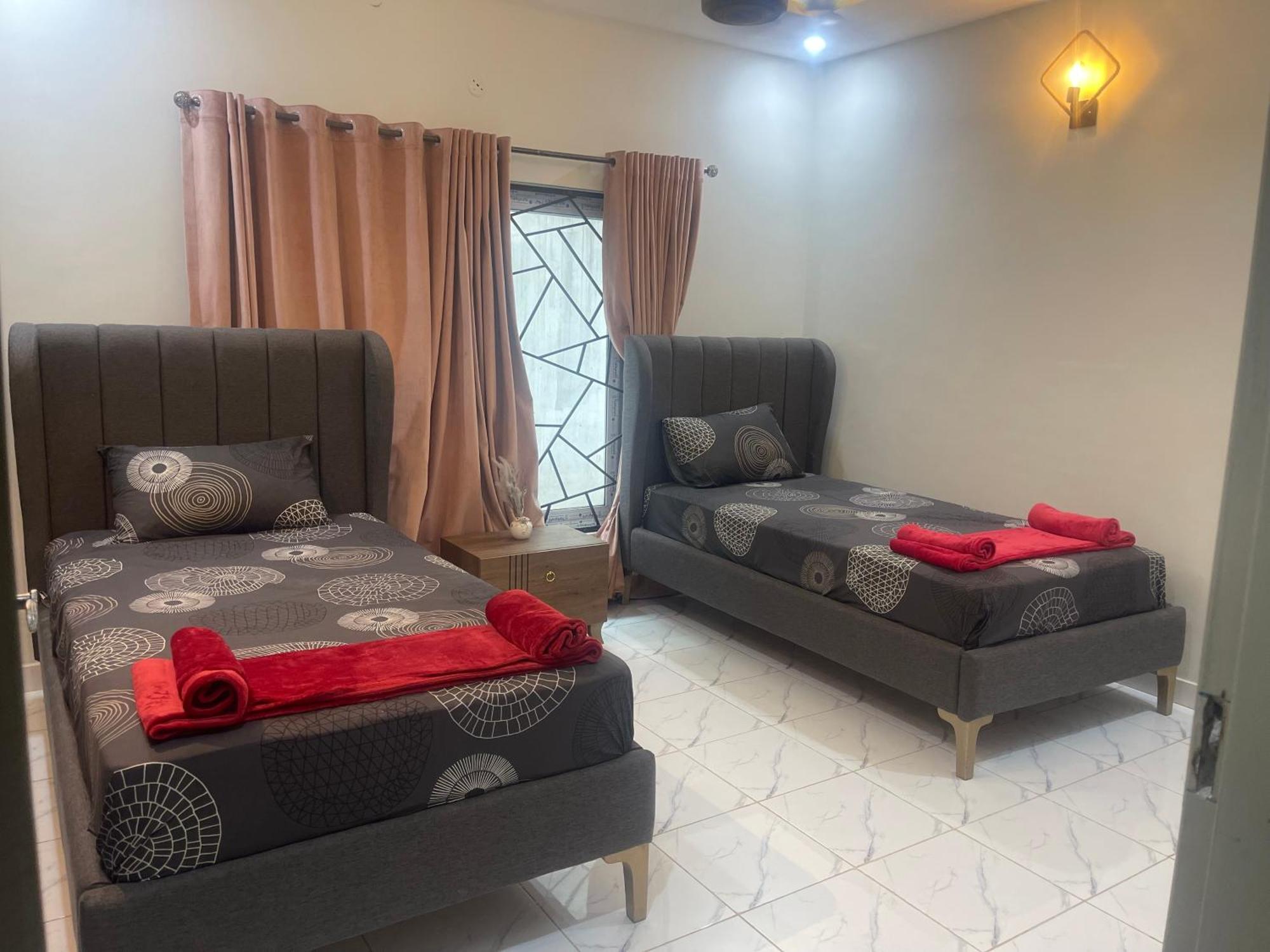 Velvet Vibes Villa Near Islamabad Airport Dhok Sandemar Ngoại thất bức ảnh