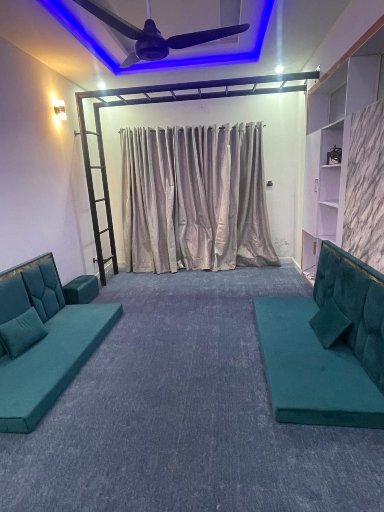 Velvet Vibes Villa Near Islamabad Airport Dhok Sandemar Ngoại thất bức ảnh